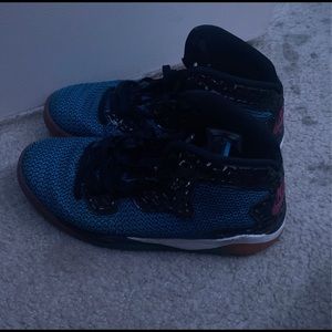 Blue jordan’s size 9